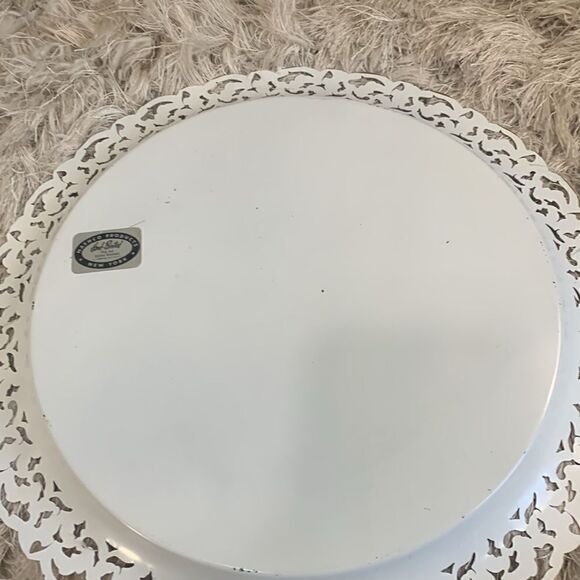 Vintage Nashco Mew York Round Hand-Painted Flower Metal Tray Pierced
Lace Edge - Picture 13 of 17